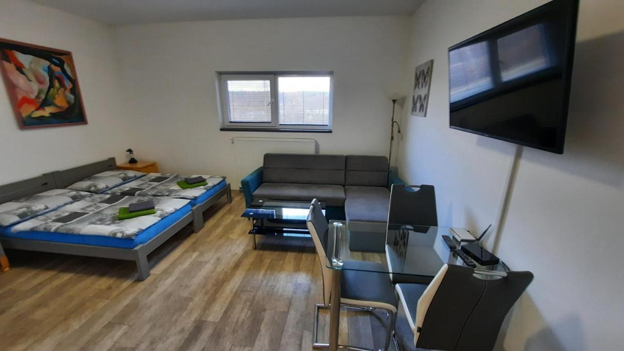 Penzion U Vody Plzen Bagian luar foto